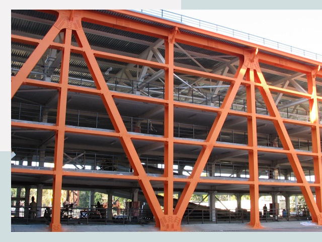 Многоуровневые паркинги в Медногорск от 610 руб.