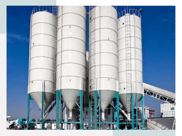 Строительство цементных силосов в Медногорске