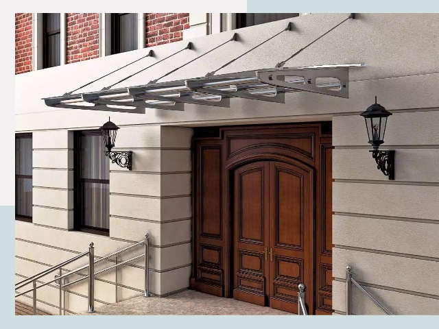 Металлические козырьки от 610 руб. в Медногорске